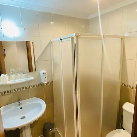 فندق مبيت وإفطار فندق فيرييل سنتروم 3*