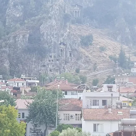 فندق مبيت وإفطار فندق فيرييل سنتروم